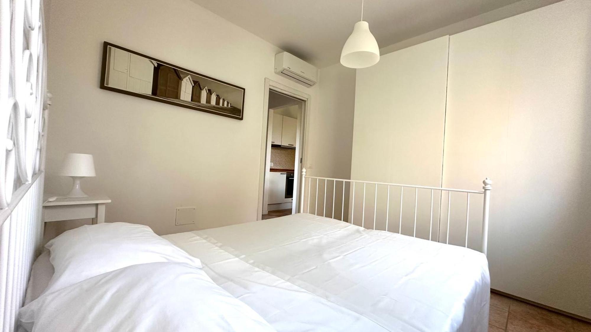 N185 - Numana, meraviglioso trilocale con terrazzo e piscina Esterno foto
